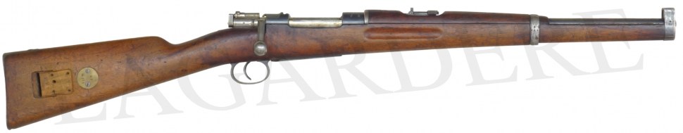 F03983