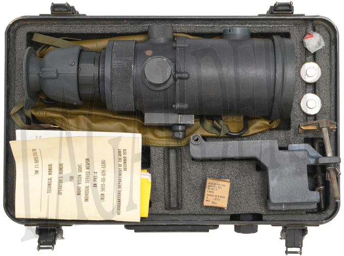 OPTIC ELEC. CORP PVS-4 VISEE NOCTURNE US ARMY(LUNETTE DE VISION NOCTURNE)