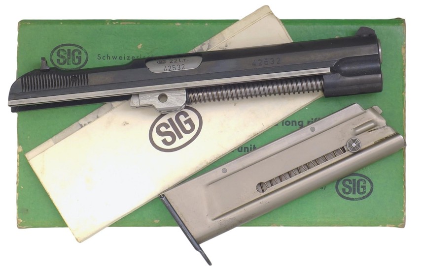 SIG P210