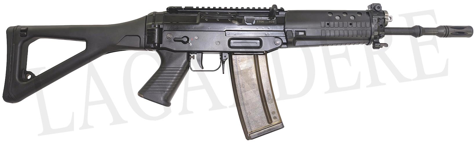 SAN SG 553-1 LB RAIL NOIR SEMI-AUTO OCCASION