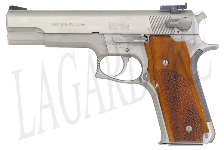 SMITH & WESSON 645
