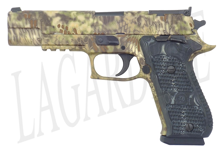 SIG-SAUER P220 KRYPTEK CAMO SAO D'EXPO.