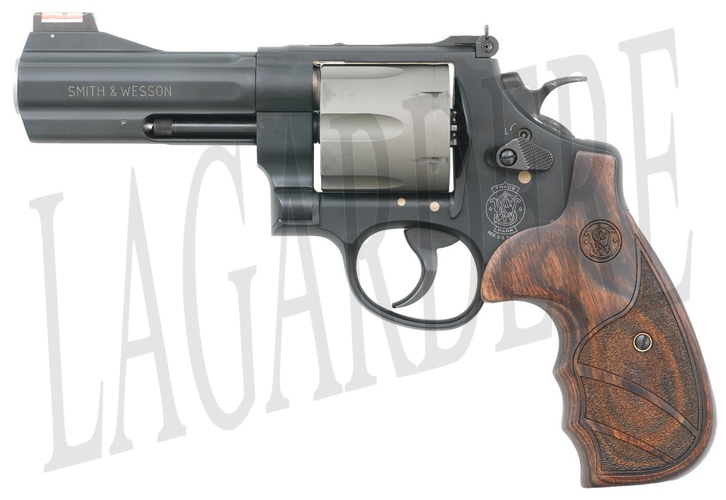SMITH & WESSON 329 PD AIRLITE(REVOLVER)