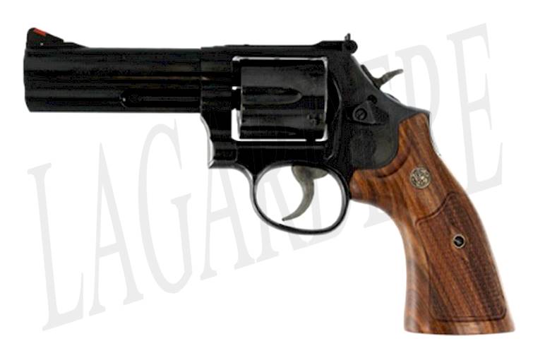 SMITH & WESSON 586 CLASSIC 4" BLUE